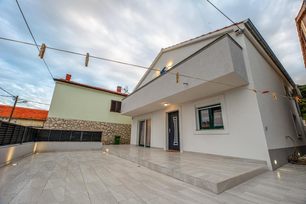 Il Dono Del Mare - Island Iz Apartamento Veli Iž Exterior foto